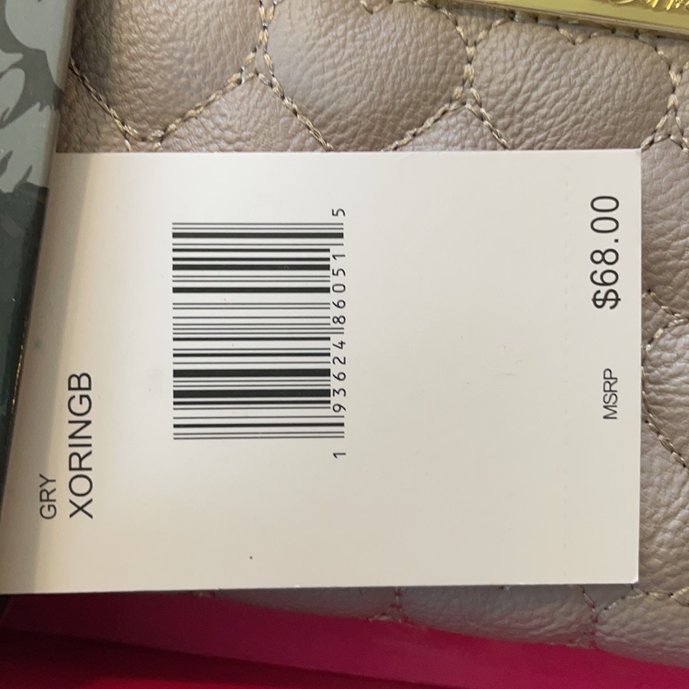 Brand New Betsey Johnson wallet/wristlet - Picture 3 of 3
